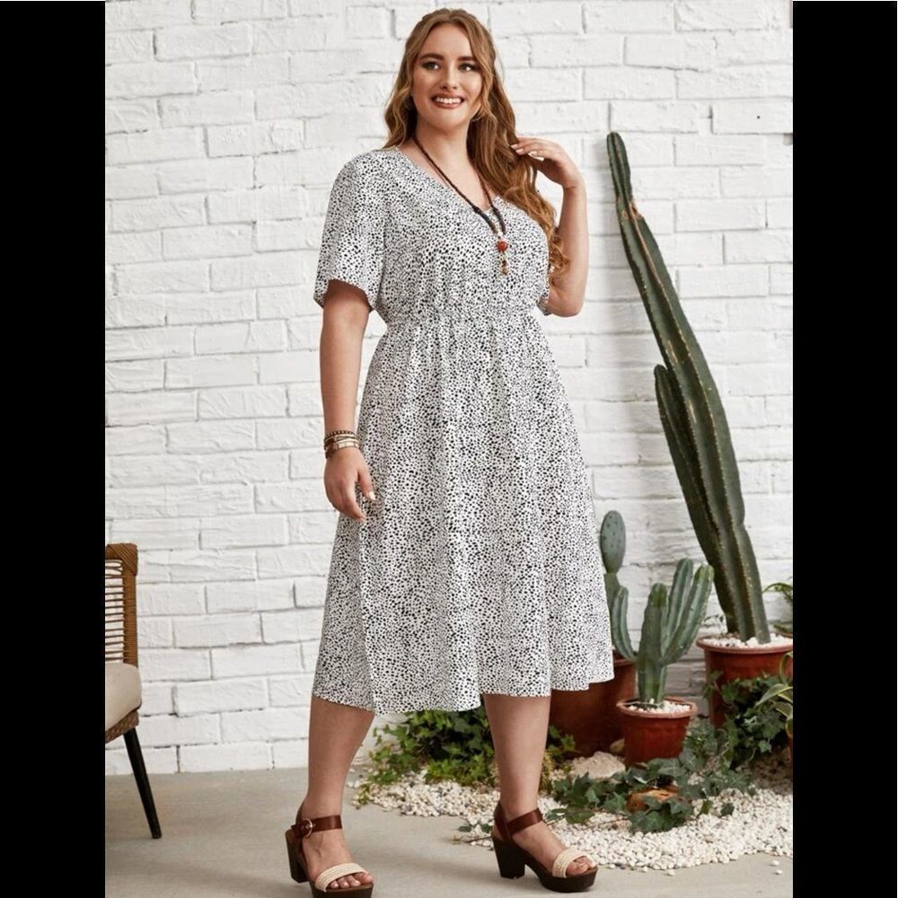 PLUS - Women’s midi length v-neck Dalmatian print dress